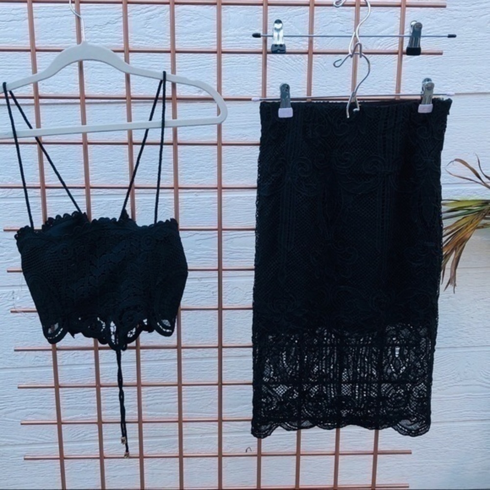Two piece lace set - crop top and midi ski… - Picture 2 of 7